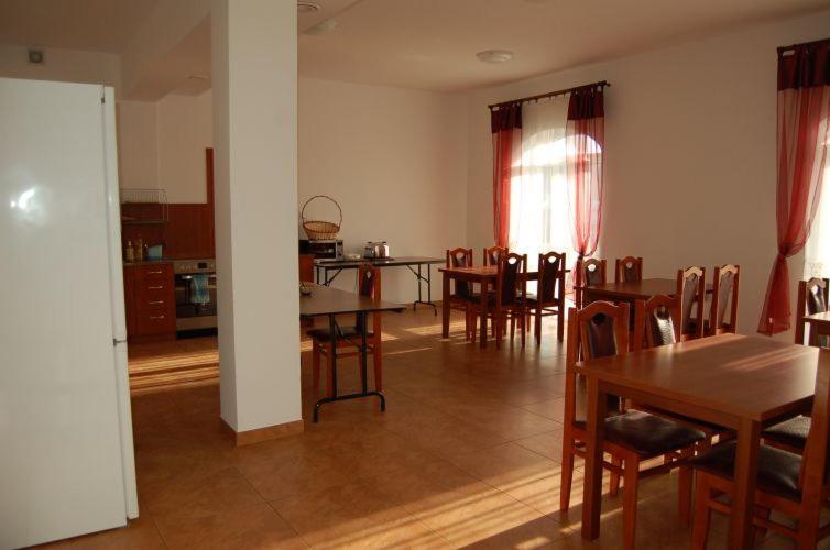 Sunset Bed & Breakfast Karwia